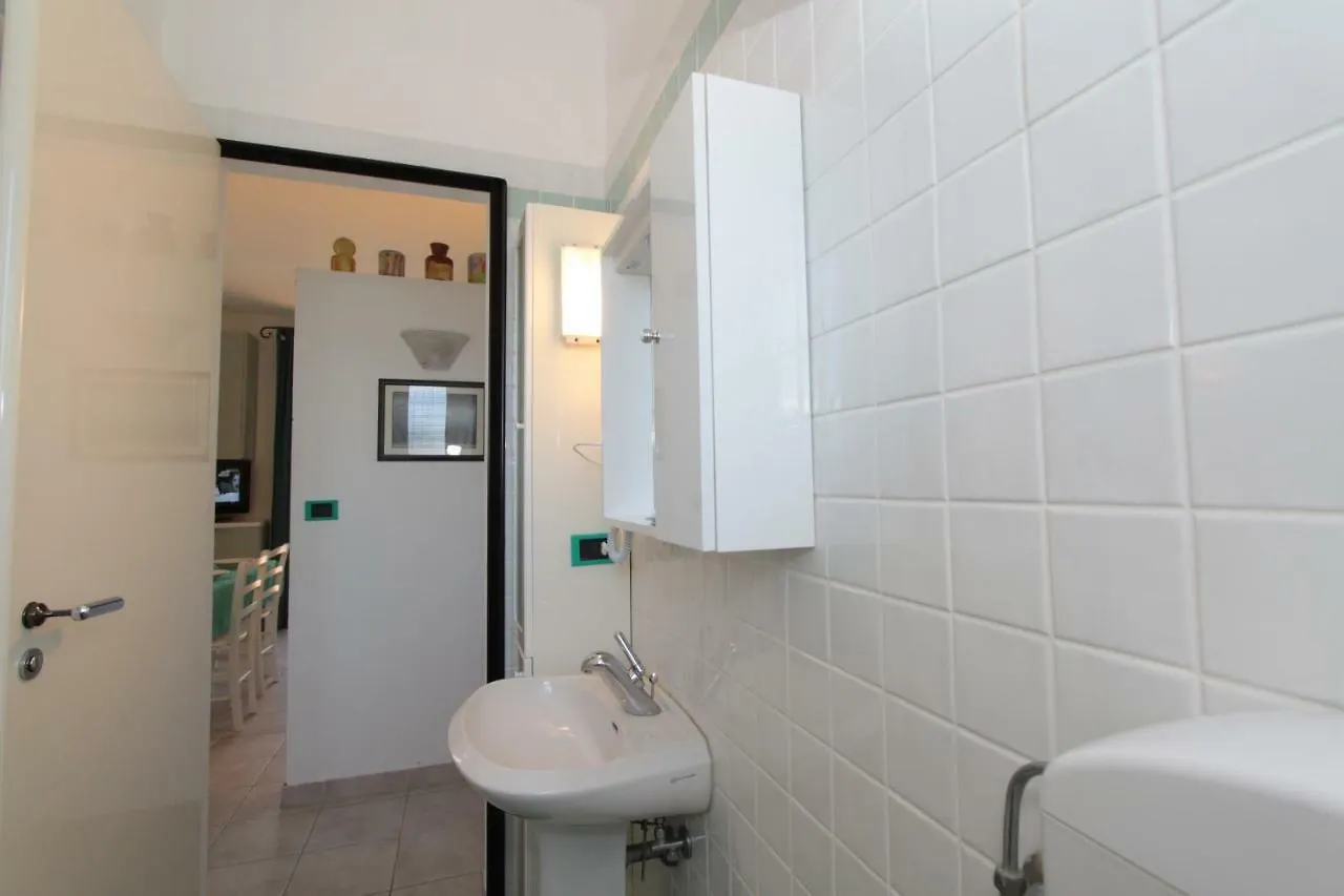 Residence Vives Comacchio 0*,  Italia